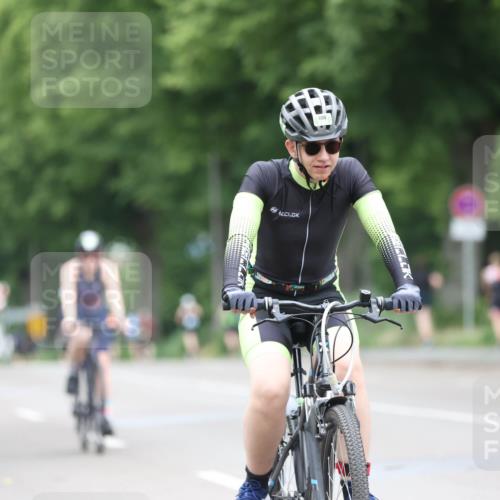 15.06.2025 - 7 Türme Triathlon Yannick Fuchs http://msf.ph/oto/8054559 15.06.2025 13:54:14 Radfahren 1173 meine-sportfotos.de