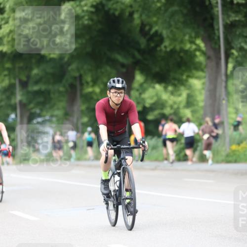 15.06.2025 - 7 Türme Triathlon Yannick Fuchs http://msf.ph/oto/8054573 15.06.2025 13:54:21 Radfahren  meine-sportfotos.de