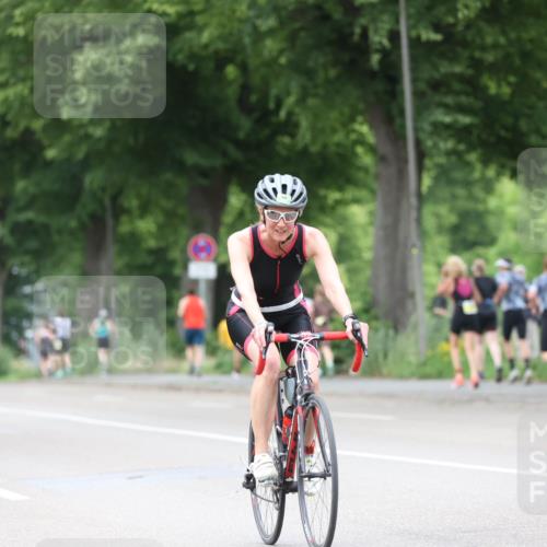 15.06.2025 - 7 Türme Triathlon Yannick Fuchs http://msf.ph/oto/8054578 15.06.2025 13:54:23 Radfahren  meine-sportfotos.de