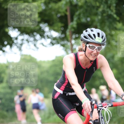 15.06.2025 - 7 Türme Triathlon Yannick Fuchs http://msf.ph/oto/8054582 15.06.2025 13:54:24 Radfahren 2 meine-sportfotos.de