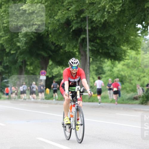 15.06.2025 - 7 Türme Triathlon Yannick Fuchs http://msf.ph/oto/8054587 15.06.2025 13:54:33 Radfahren  meine-sportfotos.de