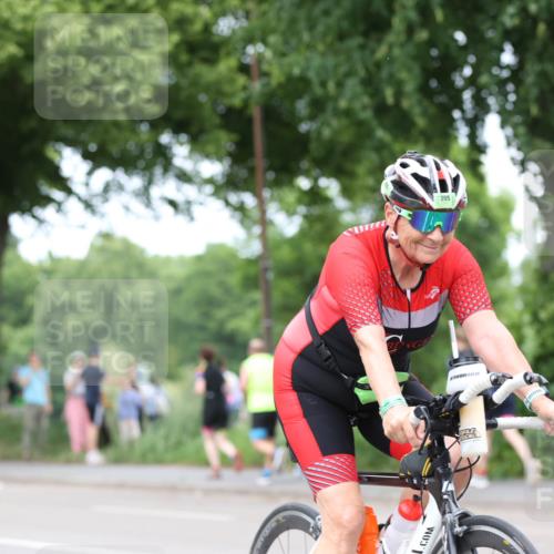 15.06.2025 - 7 Türme Triathlon Yannick Fuchs http://msf.ph/oto/8054590 15.06.2025 13:54:34 Radfahren 205 meine-sportfotos.de