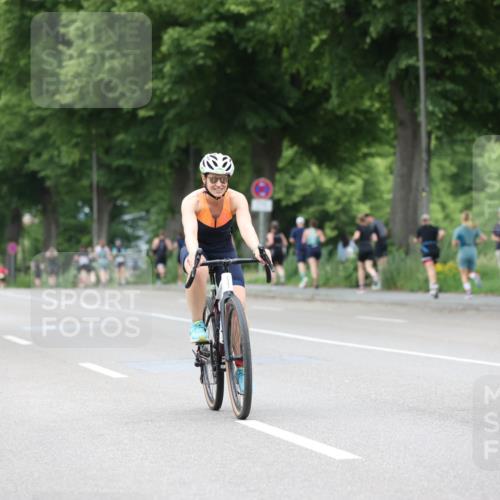 15.06.2025 - 7 Türme Triathlon Yannick Fuchs http://msf.ph/oto/8054613 15.06.2025 13:55:08 Radfahren  meine-sportfotos.de