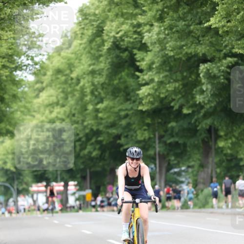 15.06.2025 - 7 Türme Triathlon Yannick Fuchs http://msf.ph/oto/8054628 15.06.2025 13:55:23 Radfahren  meine-sportfotos.de