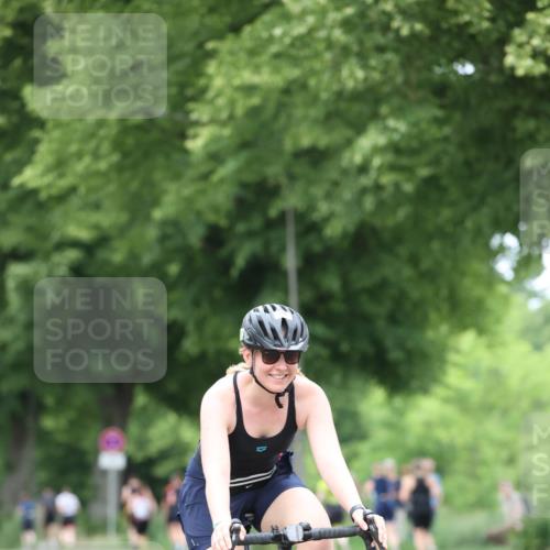 15.06.2025 - 7 Türme Triathlon Yannick Fuchs http://msf.ph/oto/8054631 15.06.2025 13:55:24 Radfahren  meine-sportfotos.de