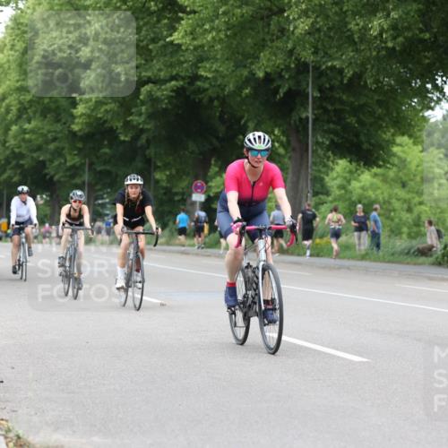 15.06.2025 - 7 Türme Triathlon Yannick Fuchs http://msf.ph/oto/8054673 15.06.2025 13:56:38 Radfahren  meine-sportfotos.de