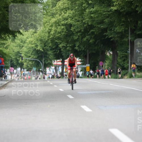 15.06.2025 - 7 Türme Triathlon Yannick Fuchs http://msf.ph/oto/8054765 15.06.2025 13:59:00 Radfahren  meine-sportfotos.de