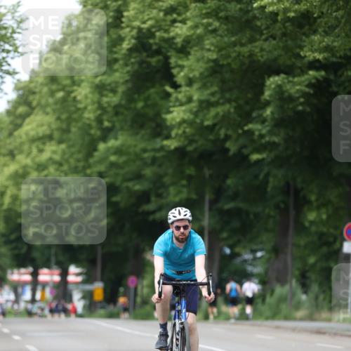 15.06.2025 - 7 Türme Triathlon Yannick Fuchs http://msf.ph/oto/8054773 15.06.2025 13:59:17 Radfahren  meine-sportfotos.de