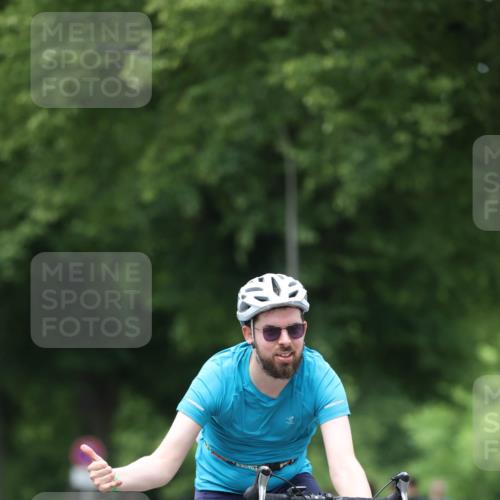 15.06.2025 - 7 Türme Triathlon Yannick Fuchs http://msf.ph/oto/8054777 15.06.2025 13:59:18 Radfahren 4 meine-sportfotos.de