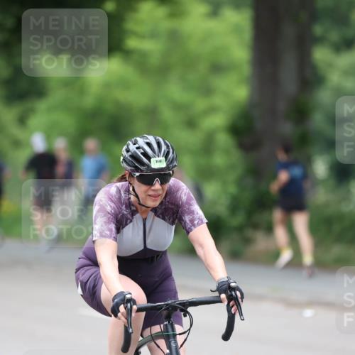 15.06.2025 - 7 Türme Triathlon Yannick Fuchs http://msf.ph/oto/8054805 15.06.2025 14:00:13 Radfahren 1170 meine-sportfotos.de