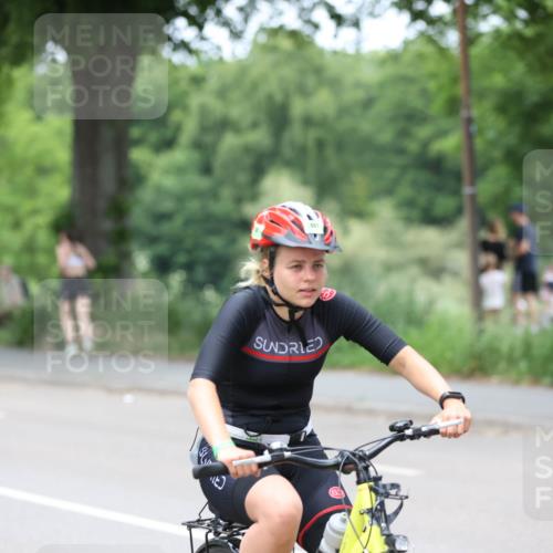 15.06.2025 - 7 Türme Triathlon Yannick Fuchs http://msf.ph/oto/8054839 15.06.2025 14:00:38 Radfahren 401 meine-sportfotos.de