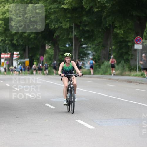 15.06.2025 - 7 Türme Triathlon Yannick Fuchs http://msf.ph/oto/8054842 15.06.2025 14:00:47 Radfahren  meine-sportfotos.de