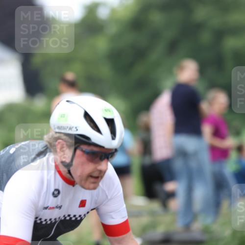 15.06.2025 - 7 Türme Triathlon Yannick Fuchs http://msf.ph/oto/8054870 15.06.2025 14:02:05 Radfahren  meine-sportfotos.de