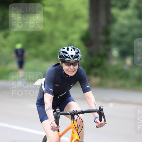 15.06.2025 - 7 Türme Triathlon Yannick Fuchs http://msf.ph/oto/8054885 15.06.2025 14:02:25 Radfahren 803 meine-sportfotos.de