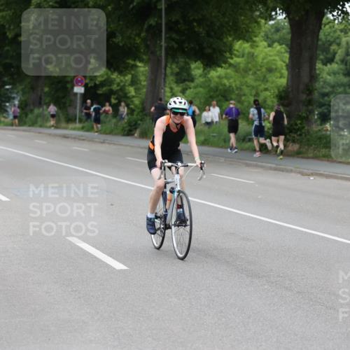 15.06.2025 - 7 Türme Triathlon Yannick Fuchs http://msf.ph/oto/8054915 15.06.2025 14:02:59 Radfahren  meine-sportfotos.de
