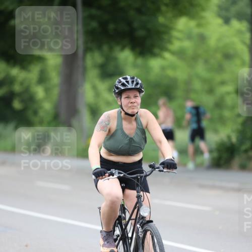 15.06.2025 - 7 Türme Triathlon Yannick Fuchs http://msf.ph/oto/8054978 15.06.2025 14:10:18 Radfahren  meine-sportfotos.de