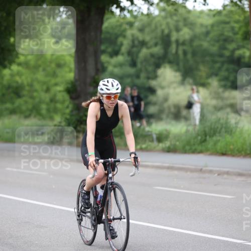 15.06.2025 - 7 Türme Triathlon Yannick Fuchs http://msf.ph/oto/8054985 15.06.2025 14:11:02 Radfahren  meine-sportfotos.de