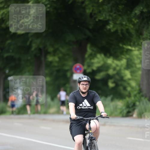 15.06.2025 - 7 Türme Triathlon Yannick Fuchs http://msf.ph/oto/8054995 15.06.2025 14:16:30 Radfahren  meine-sportfotos.de