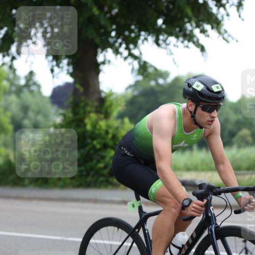 15.06.2025 - 7 Türme Triathlon Yannick Fuchs http://msf.ph/oto/8055020 15.06.2025 09:44:35 Radfahren 14, 14, 14 meine-sportfotos.de