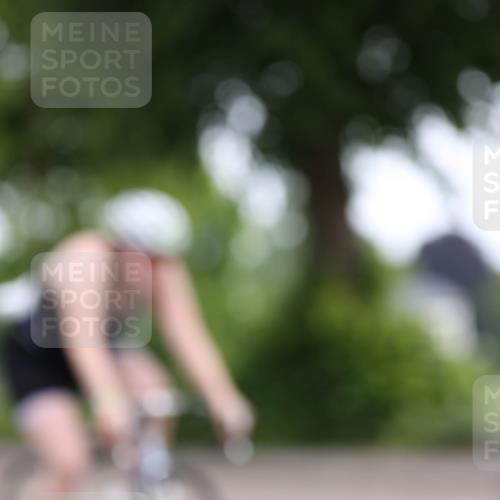 15.06.2025 - 7 Türme Triathlon Yannick Fuchs http://msf.ph/oto/8055034 15.06.2025 09:47:30 Radfahren  meine-sportfotos.de