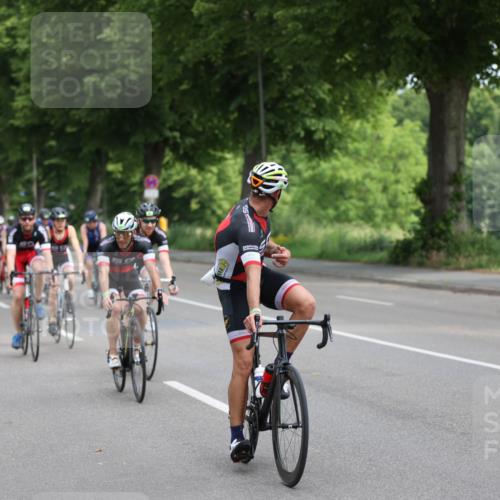 15.06.2025 - 7 Türme Triathlon Yannick Fuchs http://msf.ph/oto/8055055 15.06.2025 09:48:38 Radfahren  meine-sportfotos.de