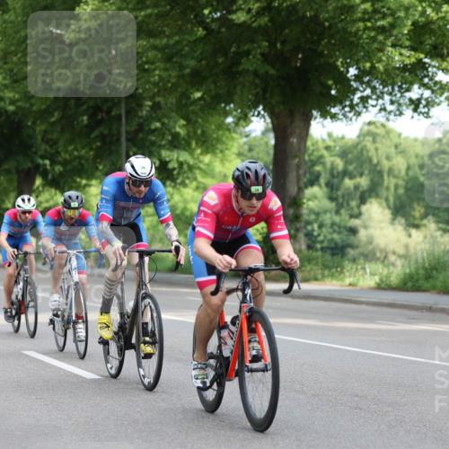 15.06.2025 - 7 Türme Triathlon Yannick Fuchs http://msf.ph/oto/8055167 15.06.2025 09:52:24 Radfahren  meine-sportfotos.de