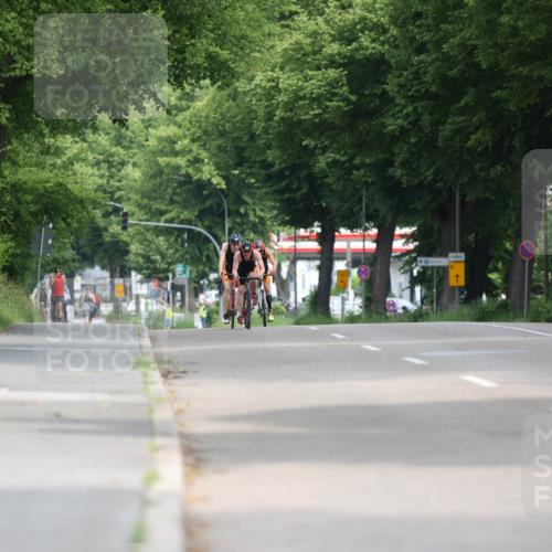 15.06.2025 - 7 Türme Triathlon Yannick Fuchs http://msf.ph/oto/8055176 15.06.2025 09:53:37 Radfahren  meine-sportfotos.de