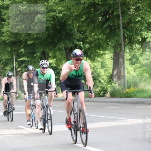 15.06.2025 - 7 Türme Triathlon Yannick Fuchs http://msf.ph/oto/8055261 15.06.2025 09:56:05 Radfahren  meine-sportfotos.de