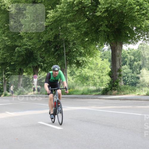 15.06.2025 - 7 Türme Triathlon Yannick Fuchs http://msf.ph/oto/8055268 15.06.2025 09:56:07 Radfahren  meine-sportfotos.de