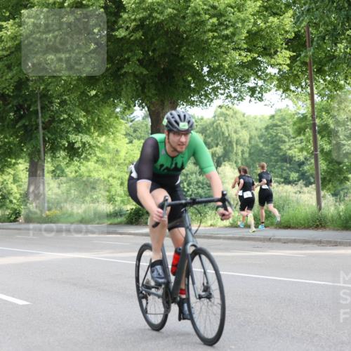 15.06.2025 - 7 Türme Triathlon Yannick Fuchs http://msf.ph/oto/8055270 15.06.2025 09:56:08 Radfahren  meine-sportfotos.de
