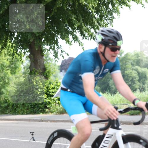 15.06.2025 - 7 Türme Triathlon Yannick Fuchs http://msf.ph/oto/8055280 15.06.2025 09:56:12 Radfahren  meine-sportfotos.de