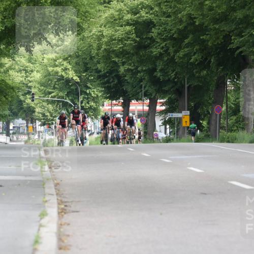 15.06.2025 - 7 Türme Triathlon Yannick Fuchs http://msf.ph/oto/8055318 15.06.2025 10:00:58 Radfahren  meine-sportfotos.de