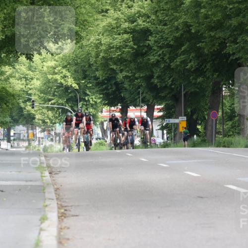 15.06.2025 - 7 Türme Triathlon Yannick Fuchs http://msf.ph/oto/8055319 15.06.2025 10:00:59 Radfahren  meine-sportfotos.de