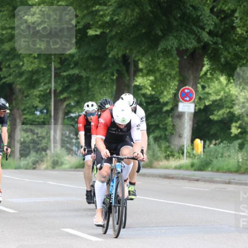 15.06.2025 - 7 Türme Triathlon Yannick Fuchs http://msf.ph/oto/8055332 15.06.2025 10:01:05 Radfahren 2, 2 meine-sportfotos.de