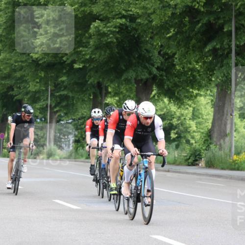 15.06.2025 - 7 Türme Triathlon Yannick Fuchs http://msf.ph/oto/8055333 15.06.2025 10:01:05 Radfahren 50 meine-sportfotos.de