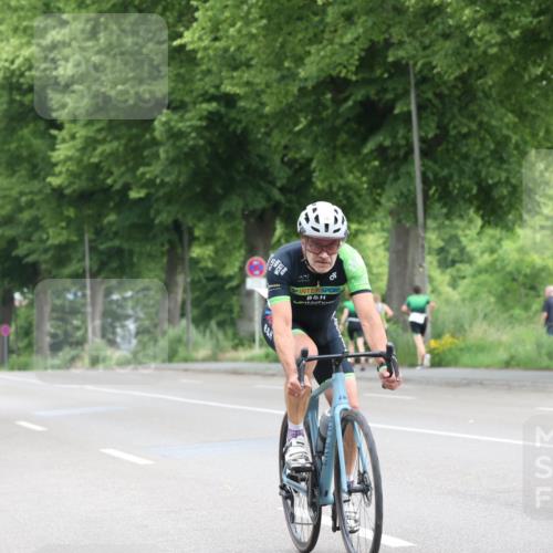 15.06.2025 - 7 Türme Triathlon Yannick Fuchs http://msf.ph/oto/8055417 15.06.2025 10:05:56 Radfahren  meine-sportfotos.de