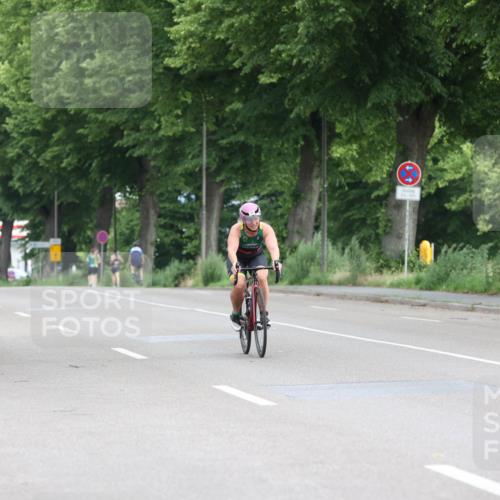 15.06.2025 - 7 Türme Triathlon Yannick Fuchs http://msf.ph/oto/8055437 15.06.2025 10:06:58 Radfahren  meine-sportfotos.de