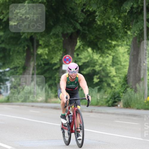 15.06.2025 - 7 Türme Triathlon Yannick Fuchs http://msf.ph/oto/8055440 15.06.2025 10:06:59 Radfahren  meine-sportfotos.de