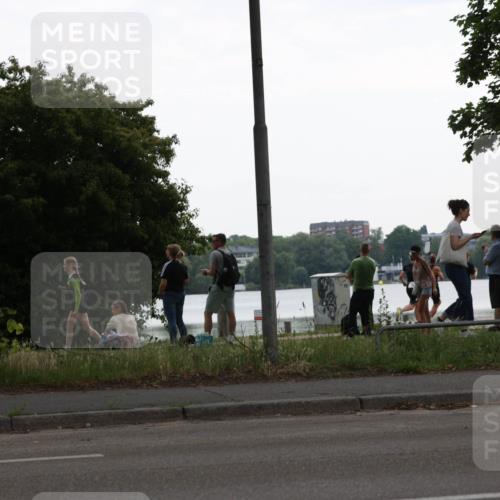 15.06.2025 - 7 Türme Triathlon Yannick Fuchs http://msf.ph/oto/8055453 15.06.2025 10:12:05 Radfahren  meine-sportfotos.de