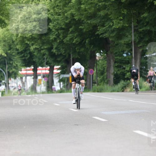 15.06.2025 - 7 Türme Triathlon Yannick Fuchs http://msf.ph/oto/8055457 15.06.2025 10:53:22 Radfahren  meine-sportfotos.de