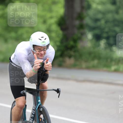 15.06.2025 - 7 Türme Triathlon Yannick Fuchs http://msf.ph/oto/8055480 15.06.2025 11:00:16 Radfahren 325 meine-sportfotos.de