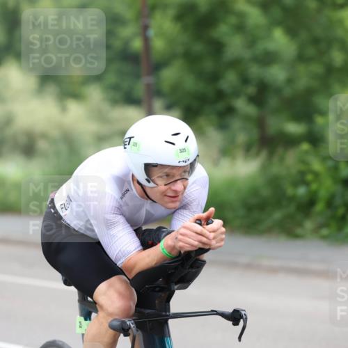 15.06.2025 - 7 Türme Triathlon Yannick Fuchs http://msf.ph/oto/8055482 15.06.2025 11:00:16 Radfahren  meine-sportfotos.de