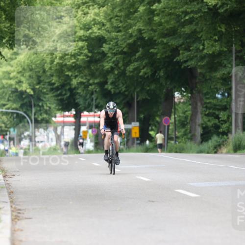 15.06.2025 - 7 Türme Triathlon Yannick Fuchs http://msf.ph/oto/8055485 15.06.2025 11:02:03 Radfahren  meine-sportfotos.de