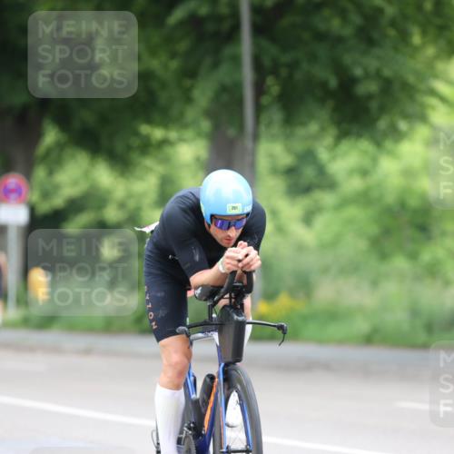15.06.2025 - 7 Türme Triathlon Yannick Fuchs http://msf.ph/oto/8055502 15.06.2025 11:02:53 Radfahren 261 meine-sportfotos.de