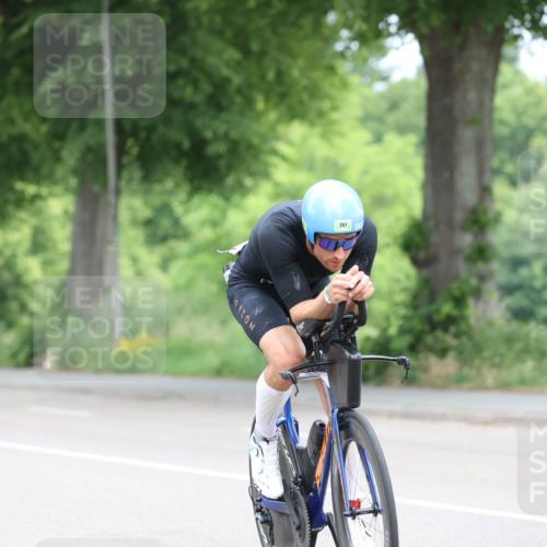 15.06.2025 - 7 Türme Triathlon Yannick Fuchs http://msf.ph/oto/8055503 15.06.2025 11:02:54 Radfahren 261 meine-sportfotos.de