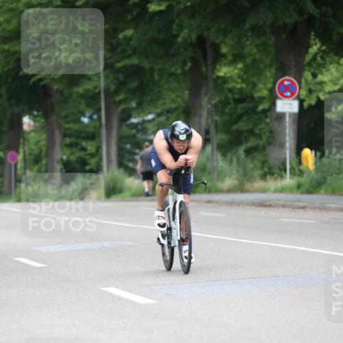 15.06.2025 - 7 Türme Triathlon Yannick Fuchs http://msf.ph/oto/8055509 15.06.2025 11:03:12 Radfahren  meine-sportfotos.de