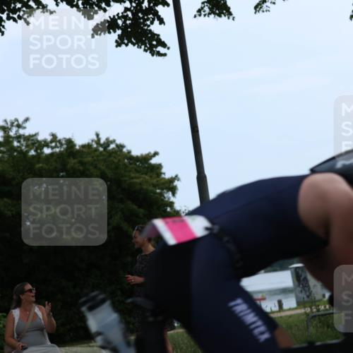 15.06.2025 - 7 Türme Triathlon Yannick Fuchs http://msf.ph/oto/8055519 15.06.2025 11:03:14 Radfahren  meine-sportfotos.de