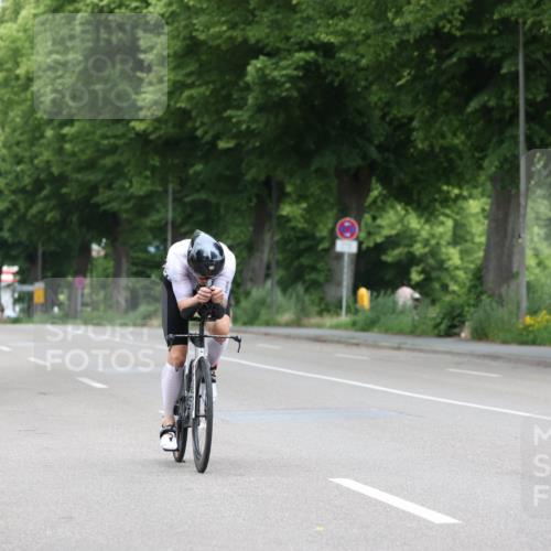 15.06.2025 - 7 Türme Triathlon Yannick Fuchs http://msf.ph/oto/8055530 15.06.2025 11:05:25 Radfahren  meine-sportfotos.de