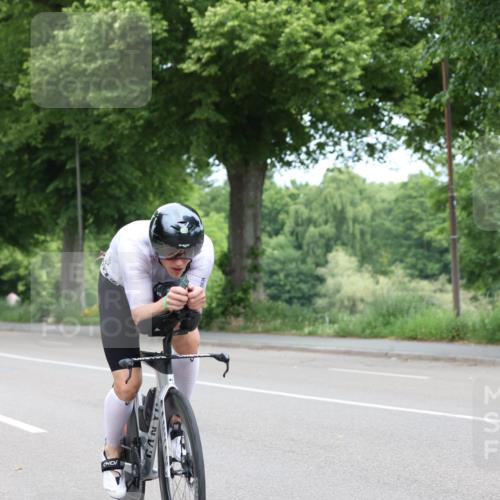 15.06.2025 - 7 Türme Triathlon Yannick Fuchs http://msf.ph/oto/8055534 15.06.2025 11:05:26 Radfahren  meine-sportfotos.de