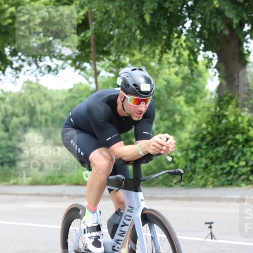 15.06.2025 - 7 Türme Triathlon Yannick Fuchs http://msf.ph/oto/8055576 15.06.2025 11:07:13 Radfahren  meine-sportfotos.de